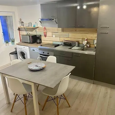 Maison D'aude Proche Etang بيت للعطل باجيس